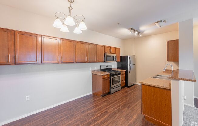 1 bed, 1 bath, 800 sqft, $1,299, Unit 371