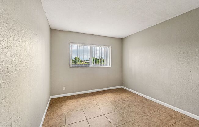 2 beds, 1 bath, 759 sqft, $1,750, Unit 2531-104