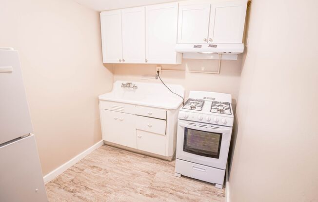 Studio, 1 bath, 400 sqft, $850