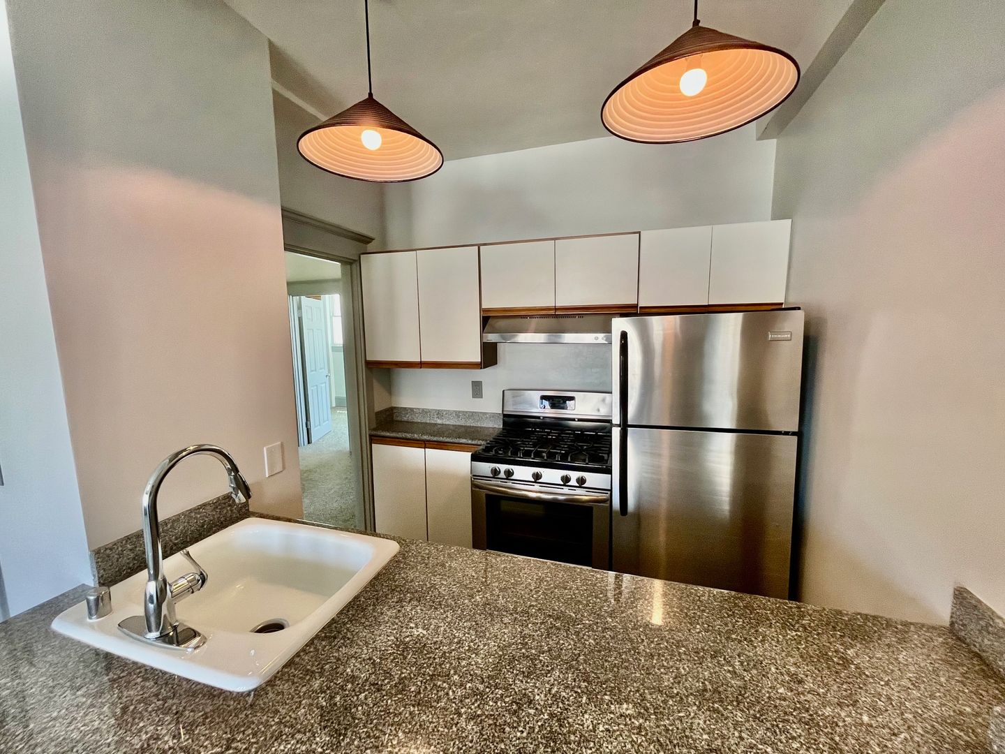 Luxurious Condo Living in Prime Cow Hollow Location!