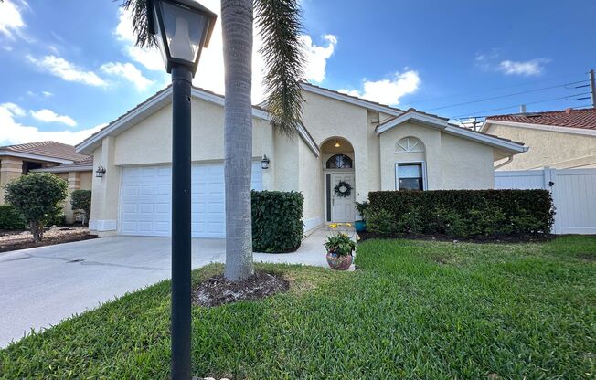 1315 Naples Lake Dr.