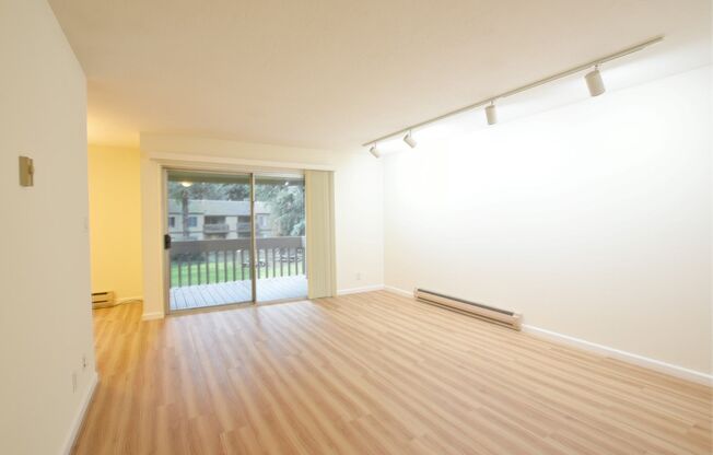 Updated 1 Bedroom 1 Bath Condo in Desirable Cypress Lakes Community!