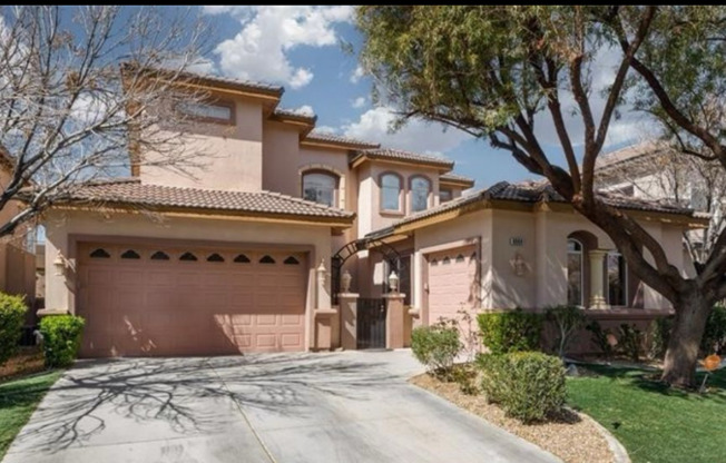 8089 VILLA DE CIELO ST