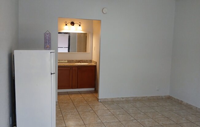 8421 S ORANGE BLOSSOM TRL