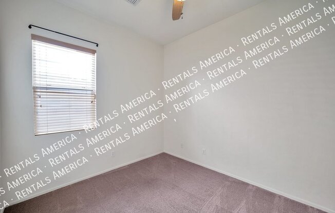 76 N DESERT STRM DR