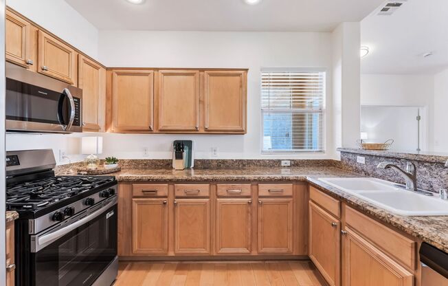 2 beds, 1.5 baths, $2,500, Unit # 204