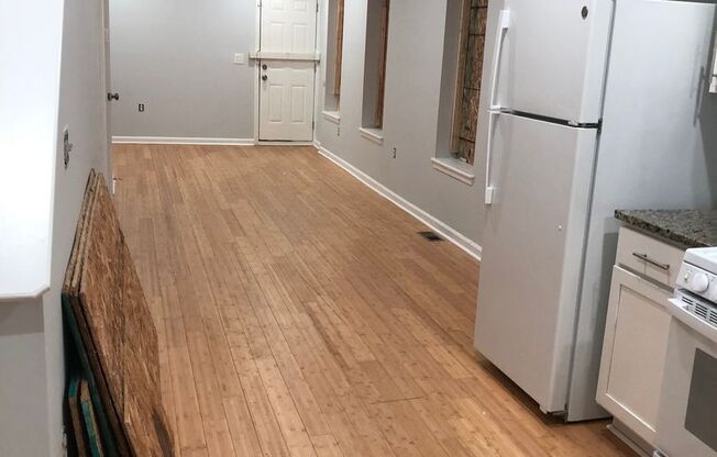 Charming row home in Baltimore City!