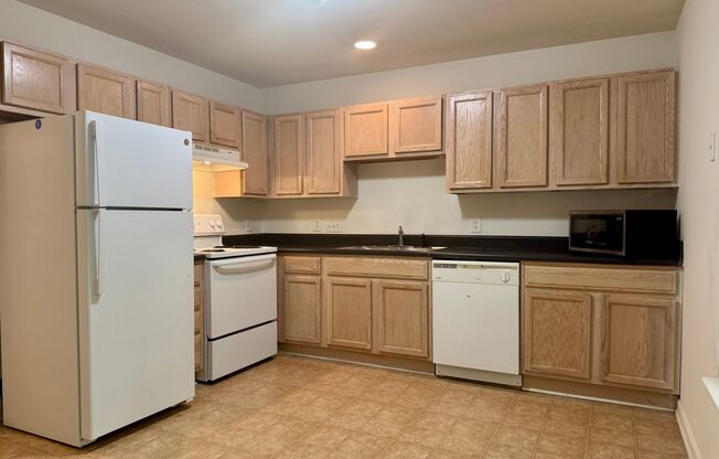 41 Red Ln. - For Rent