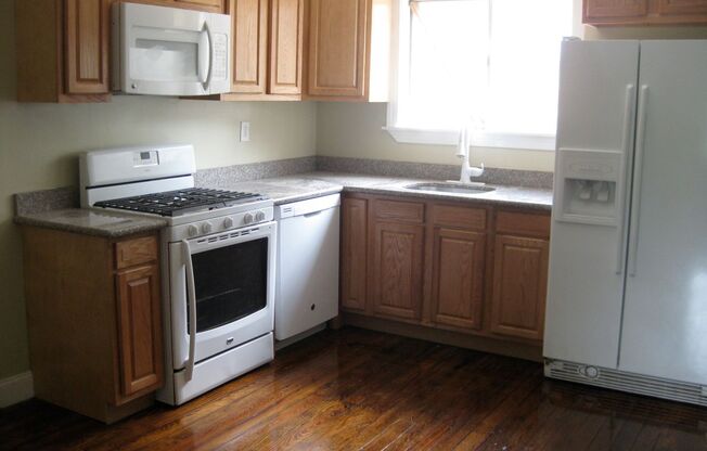 LARGE POLISH HILL 3 BEDROOM WITH FINISHED BASEMENT AND PATIO!