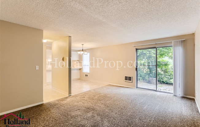 2 beds, 1.5 baths, $1,595