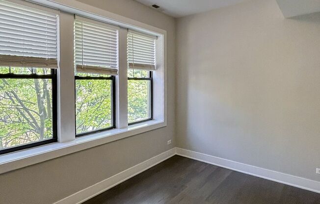 2 beds, 2 baths, 1,137 sqft, $3,100, Unit 2618-2F