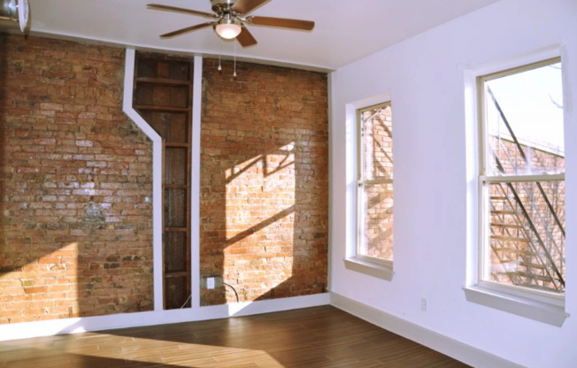445 W MCMICKEN AVE
