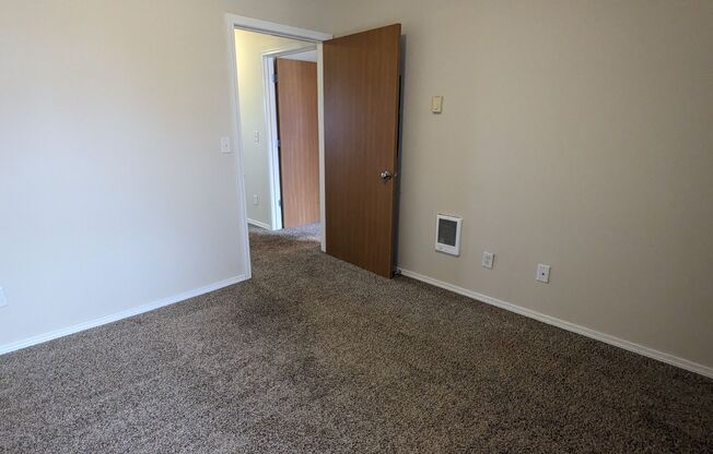 2 beds, 2 baths, 994 sqft, $1,425, Unit E301