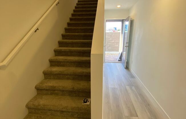 AMERICANA Property Mgmt - 3b-3b New Townhome in Sky Canyon / Sunstone Community