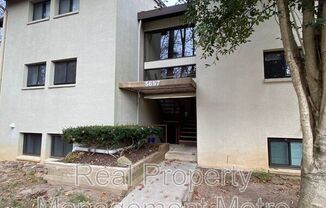 5657 HARPERS FARM RD