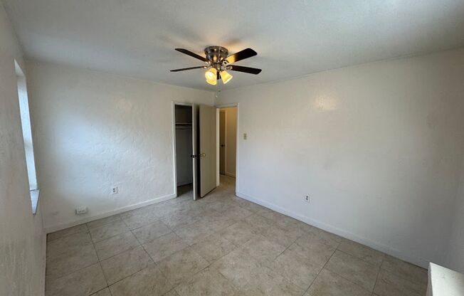 3 beds, 1 bath, 800 sqft, $2,195, Unit 316B