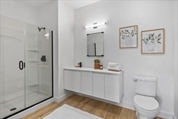 3 beds, 3.5 baths, 2,615 sqft, $5,250, Unit 5