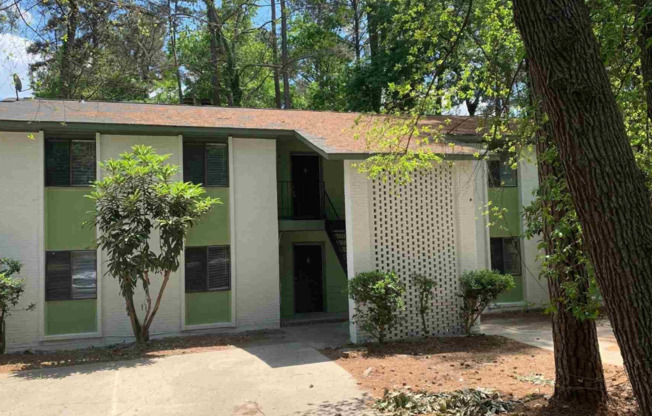 Renter’s Paradise Saint Andrews Neighborhood - Unit B