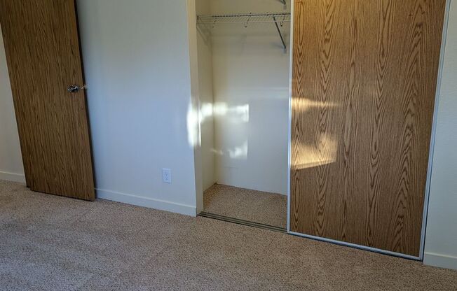 2 beds, 1 bath, 830 sqft, $2,000, Unit F301