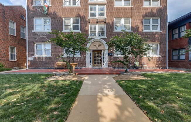 Studio, 1 bath, 675 sqft, $875, Unit 11