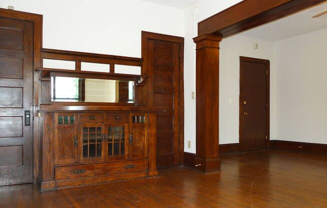 1 bed, 1 bath, 410 sqft, $980, Unit 4 - 34