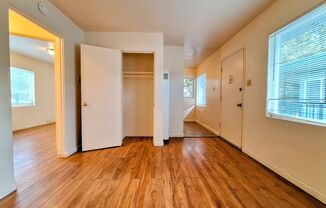 1 bed, 1 bath, 450 sqft, $1,795, Unit 4