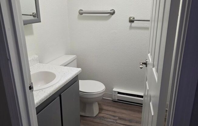 2 beds, 1.5 baths, 950 sqft, $1,350, Unit 51