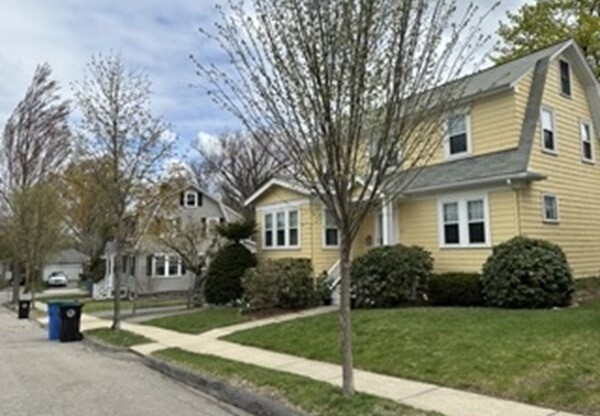 10 BELLEVUE RD