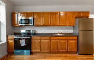 2 beds, 1 bath, $2,950