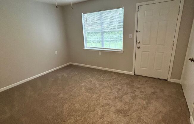 1 bed, 1 bath, 815 sqft, $925, Unit 1082