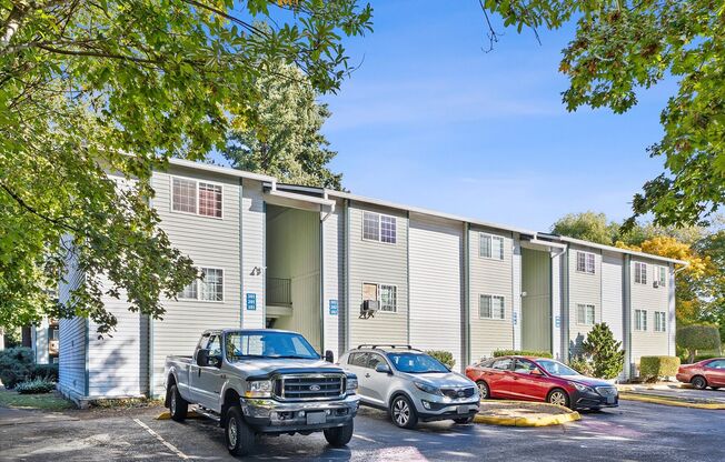 1 bed, 1 bath, 690 sqft, $1,200, Unit 201