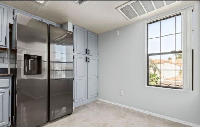 Beautiful Scottsdale Condo with Pool Views!