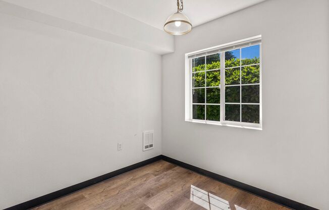 1 bed, 1 bath, 750 sqft, $1,395, Unit C-06