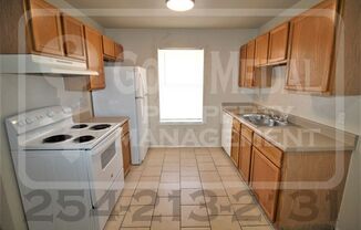 2 beds, 1 bath, 795 sqft, $775, Unit C