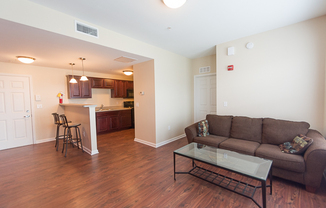 1 bed, 1 bath, 621 sqft, $1,429, Unit 409