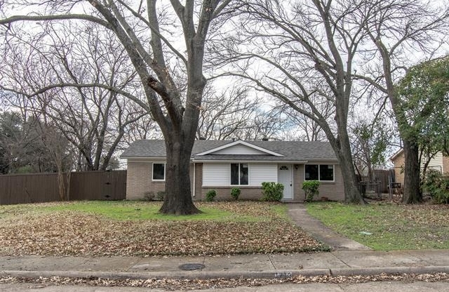1713 JANICE DR