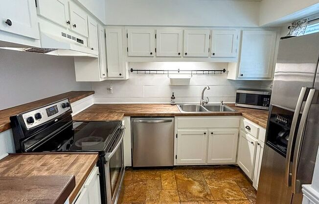 Pickwick Park #805 - Pet Friendly!