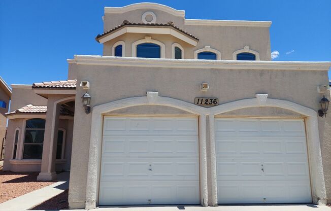 4 BEDROOM 3 BATHROOM HOME close to Fort Bliss