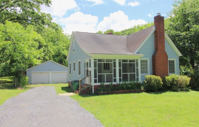 Charming 3 bedroom in Commonwealth!