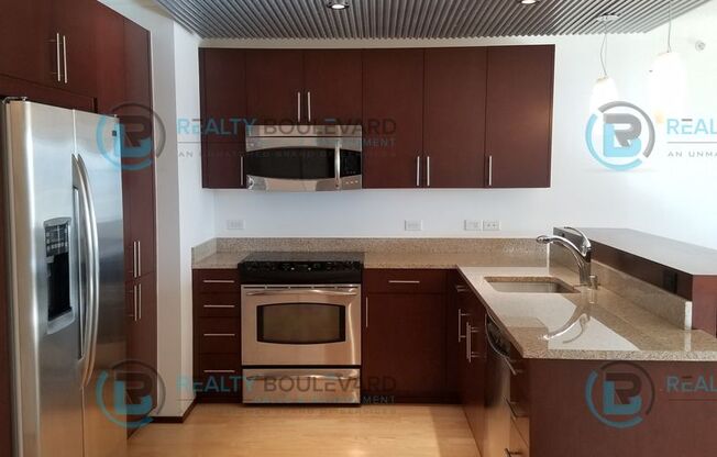 Enjoy the luxury of the Montage in this Must See 1 Bed/1 Bath High Rise!