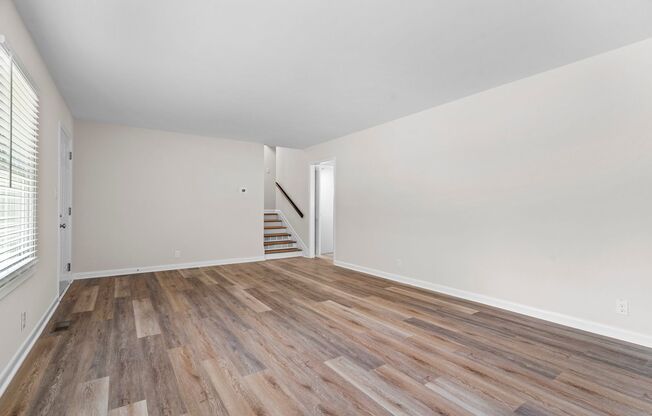 Gorgeous 3 Bedroom, 2 Bath Split-level home in Brentwood - High-end Renovation, Pet Friendly!