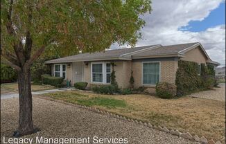 4040 Bancroft