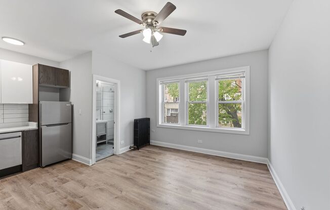 1 bed, 1 bath, 402 sqft, $1,650, Unit 311