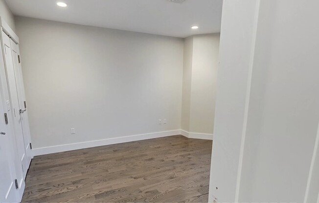 1 bed, 1 bath, $3,500, Unit 411