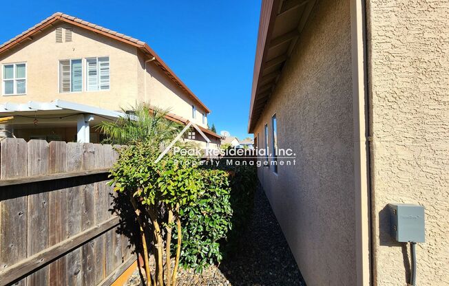 3 beds, 2 baths, $2,395