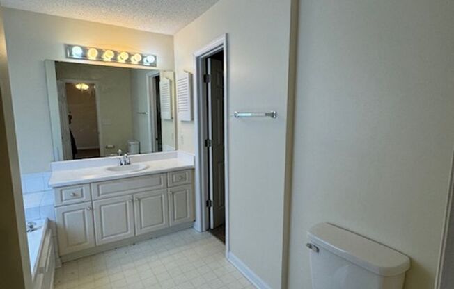 2 beds, 2 baths, $1,550