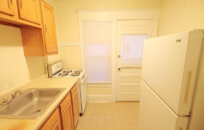 406-408 Belmont Ave