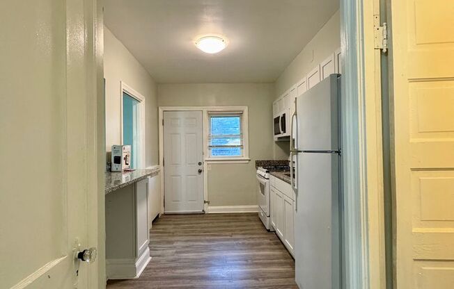 Charming 3 Bedroom/3 Bathroom Townhome in Ednor Gardens-Lakeside Neighborhood, MD!