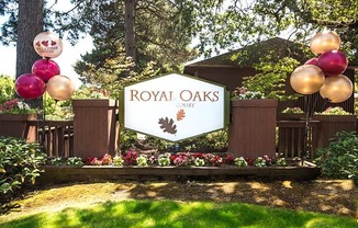 Royal Oaks Apartments