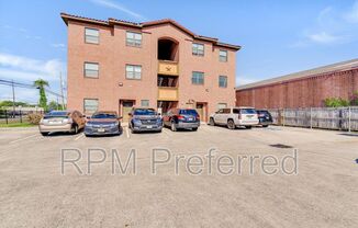 10102 NEUENS RD